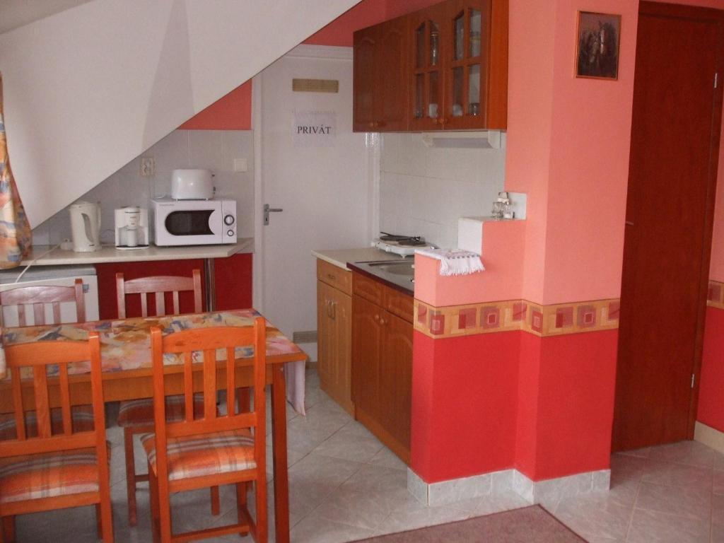 Erdos Apartments Mosonmagyaróvár Exterior foto